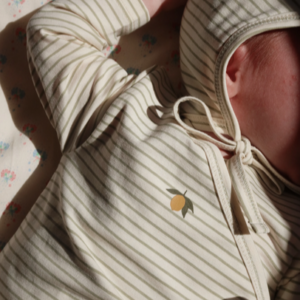 Konges Slojd beebimüts paeltega, Tea Stripe