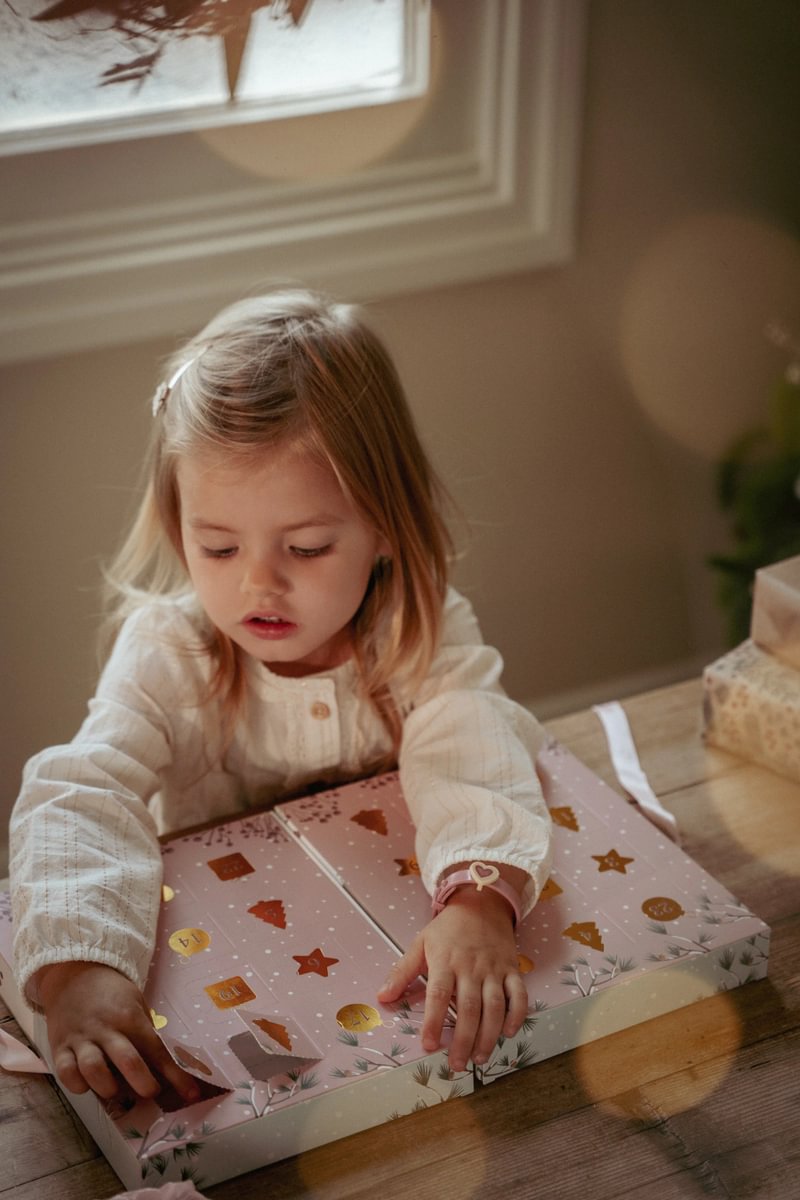 Little Dutch Christmas advendikalender käevõrudega