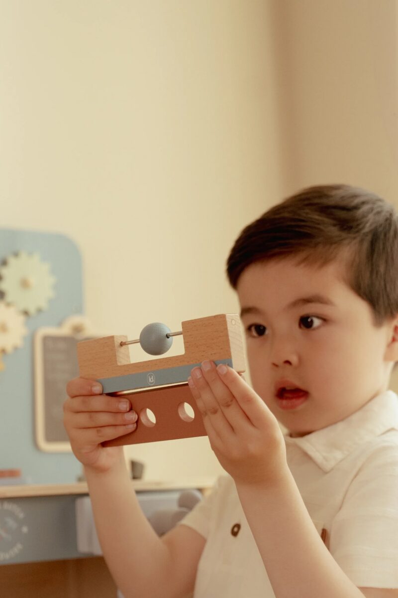 Little Dutch puidust laste tööpink, FSC