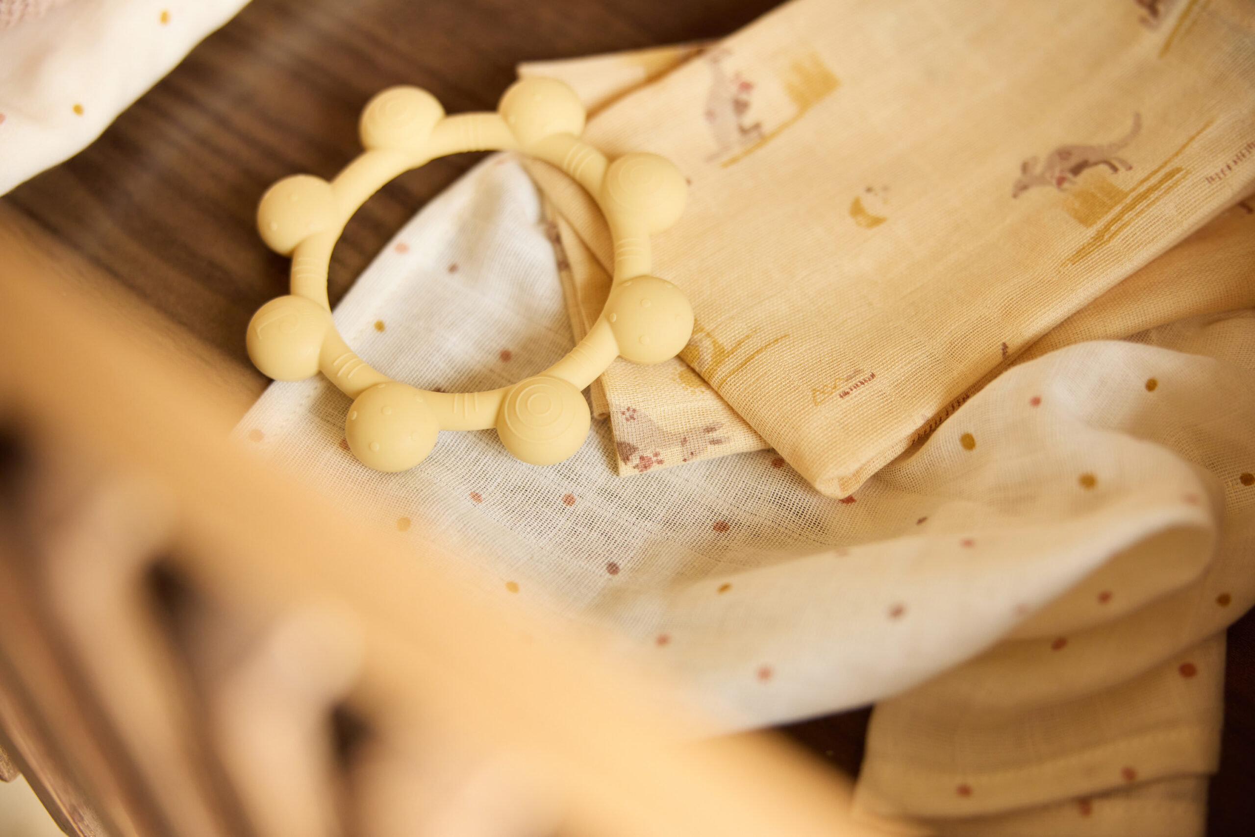 Jollein silikoonist närimisrõngas, Sun Vanilla