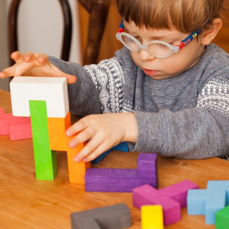 Bajo Pentomino – puidust loogikamäng